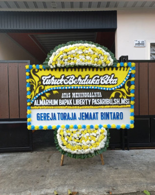 Papan Bunga Duka di Mentawa Baru Ketapang