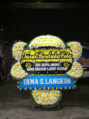Papan Bunga Duka di Mentawa Baru Ketapang